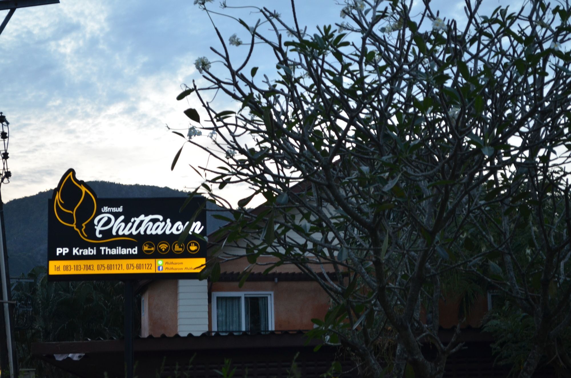 Phitharom Pp Resort Phi Phi Don Esterno foto